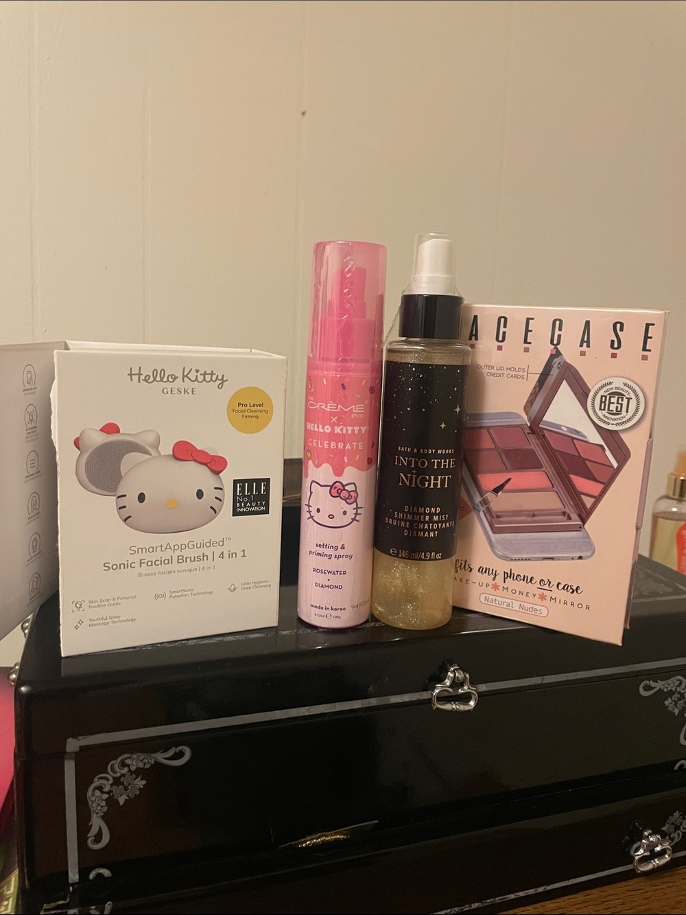 Hello Kitty Pink Skincare & Beauty Set with BBW plus FaceCase